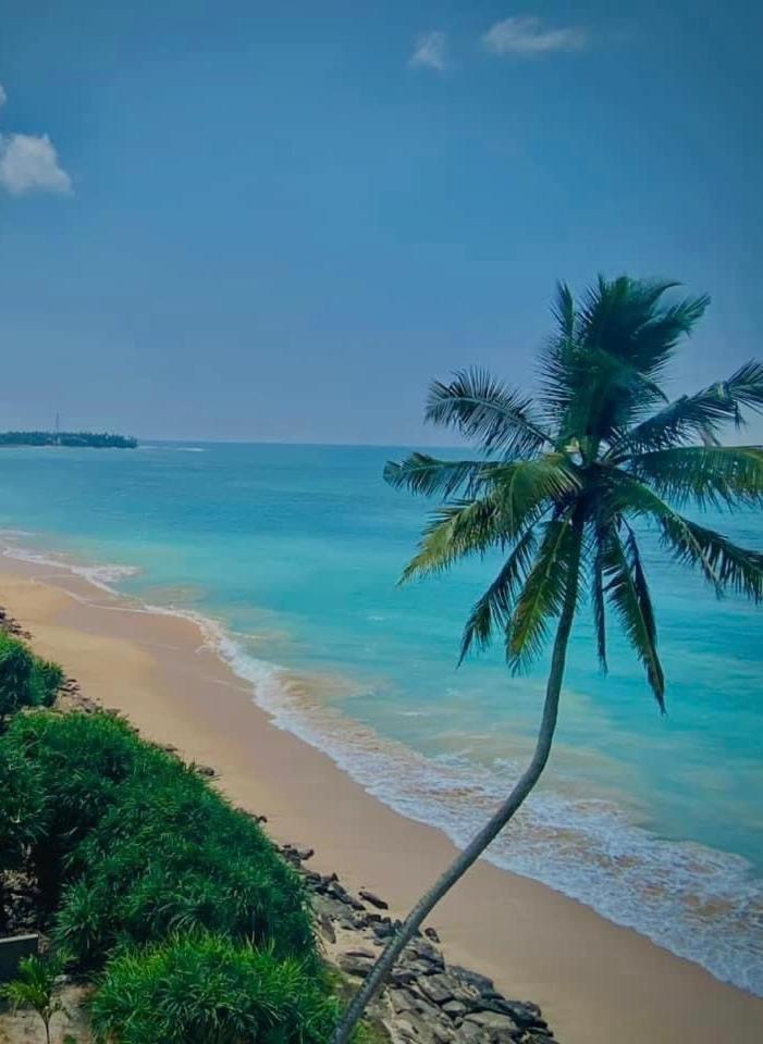 Blue Wave Beach Villa By Aaryan Group Ambalangoda  Kültér fotó